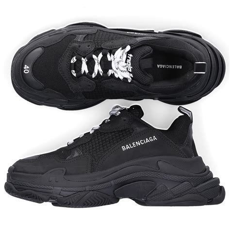 balenciaga triple s men.